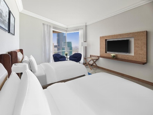 Fairmont Dubai image 35