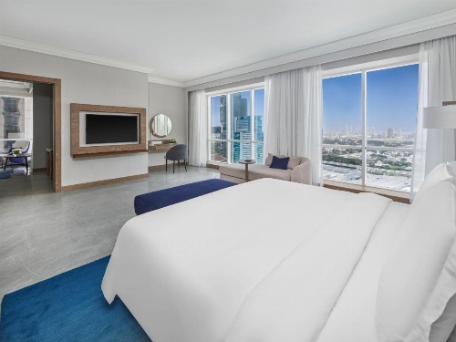 Fairmont Dubai image 40