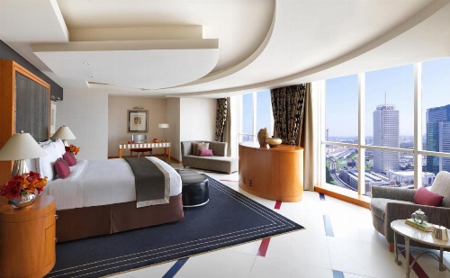 Fairmont Dubai image 7