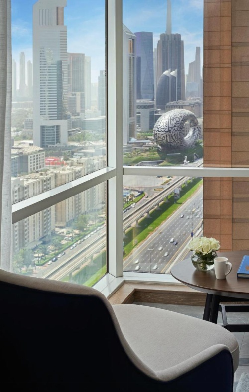 Fairmont Dubai image 8
